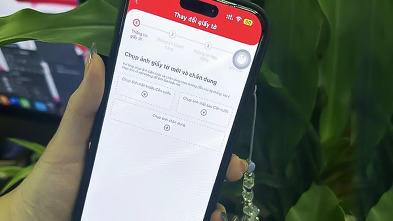 بدءاً من 15 أبريل، ما هي فئات مشتركي خدمات الهاتف المحمول الذين سيُطلب منهم استخدام تقنية التعرف على الوجه لتجنب حظر شرائح SIM الخاصة بهم؟